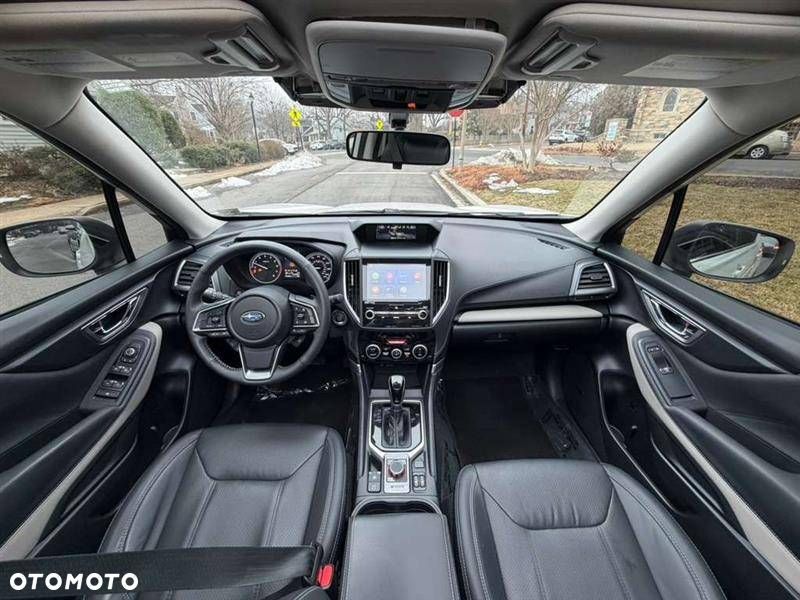 Subaru Forester 2.0 i Active Lineartronic - 29