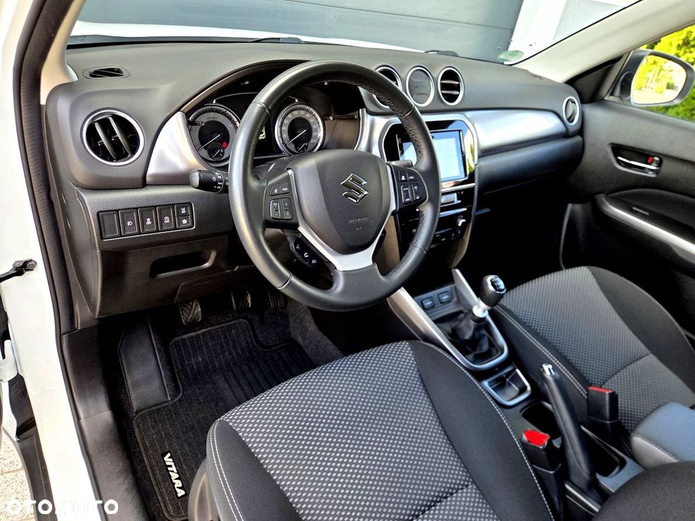 Suzuki Vitara - 15