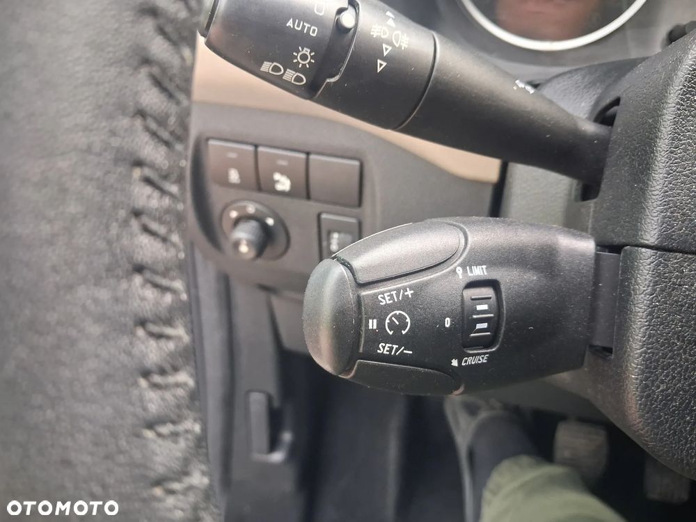 Peugeot Partner HDi FAP 115 Allure - 24
