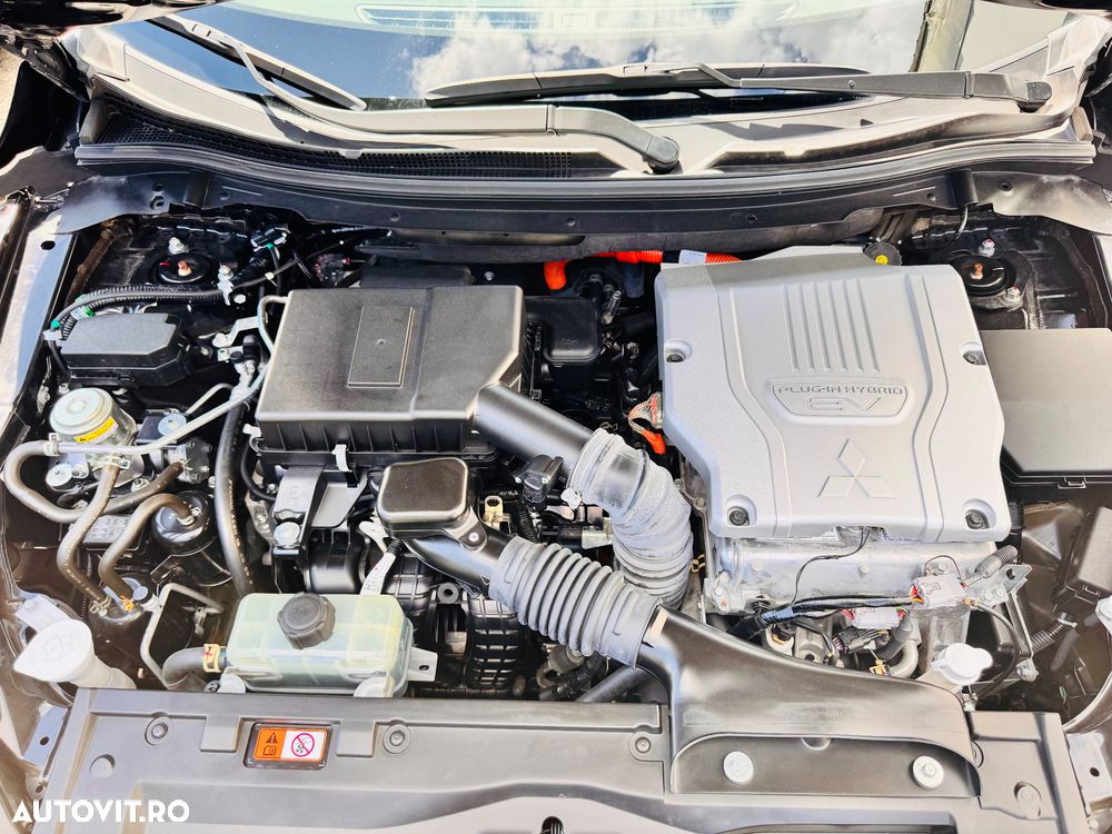 Mitsubishi Eclipse-Cross Plug-In Hybrid 4WD Plus Select - 7