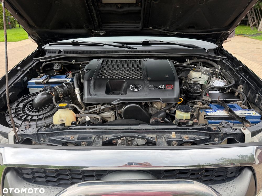 Toyota Hilux 3.0 D-4D SR5-X - 4