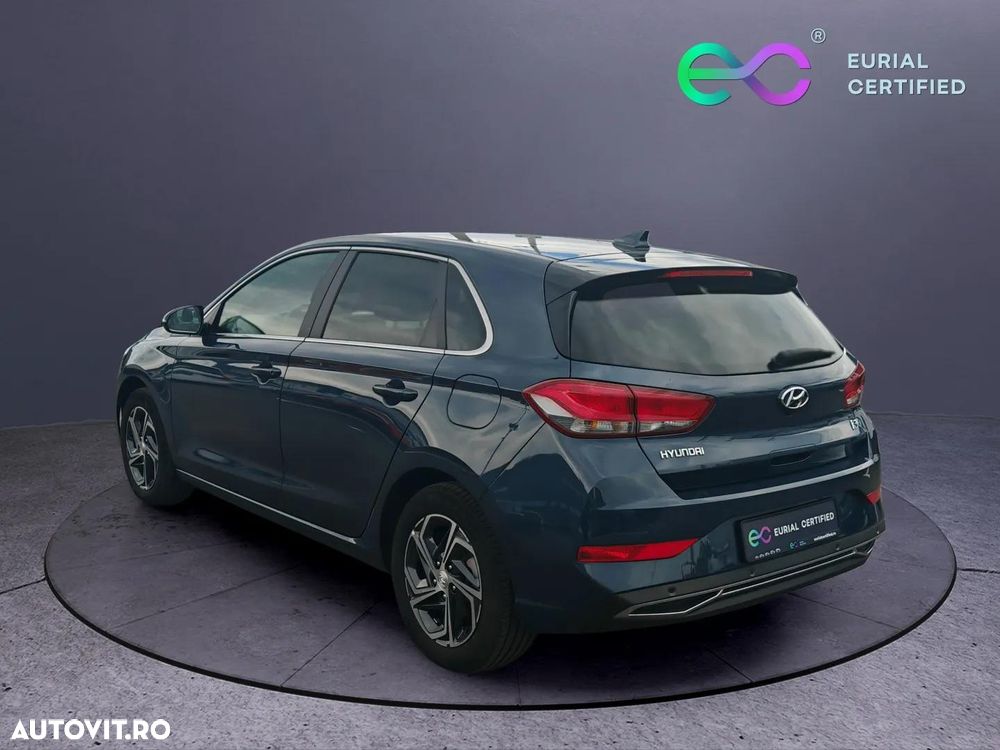 Hyundai i30 1.5 110CP M/T Highway - 7