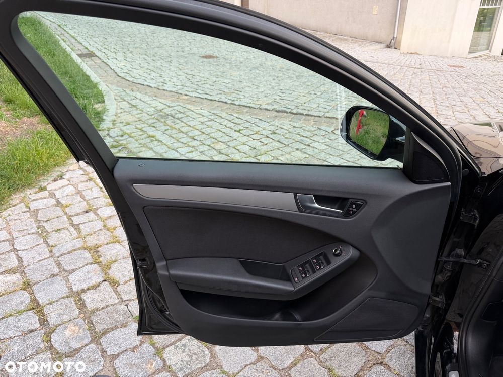 Audi A4 Avant 2.0 TDI DPF multitronic Ambition - 13