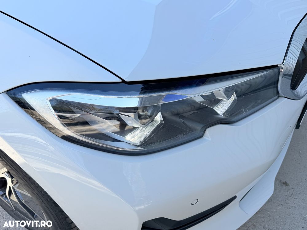 BMW Seria 3 320i AT - 19