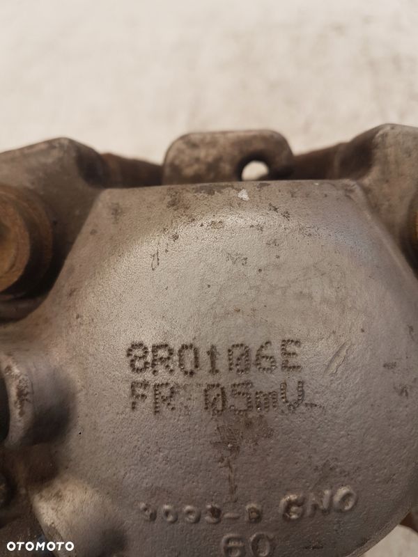 ZACISK HAMULCOWY PRAWY PRZÓD AUDI Q5 A5 8R0106E - 7