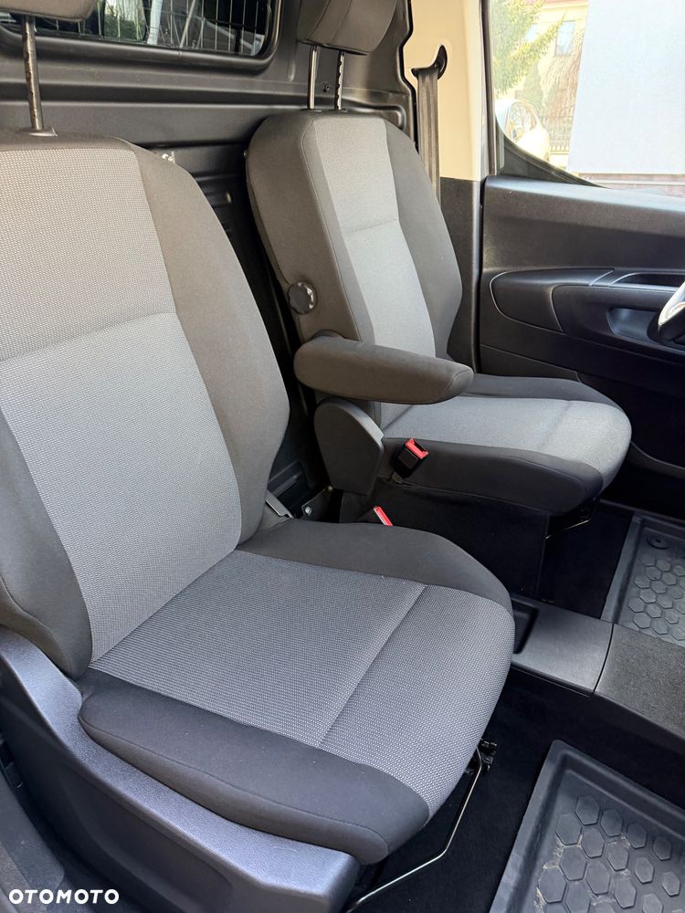 Toyota Proace city - 14