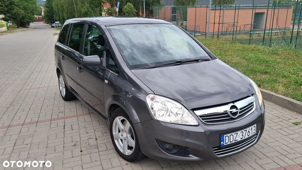 Opel Zafira 1.9 CDTI Edition - 4