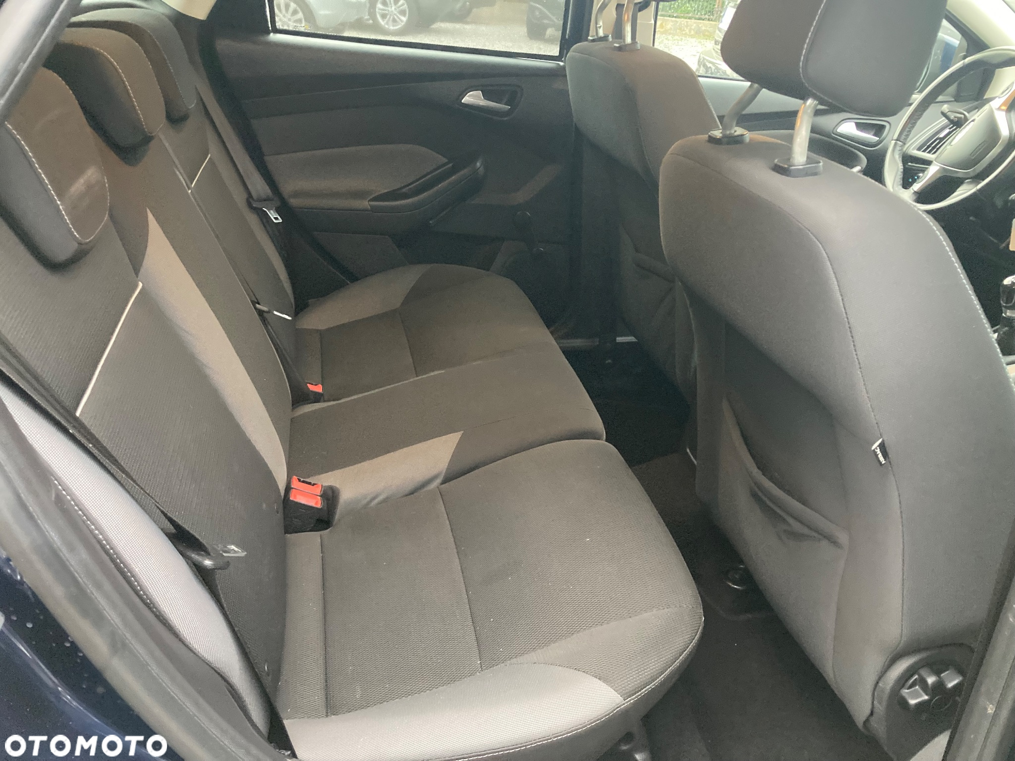 Ford Focus 1.6 Ambiente - 10