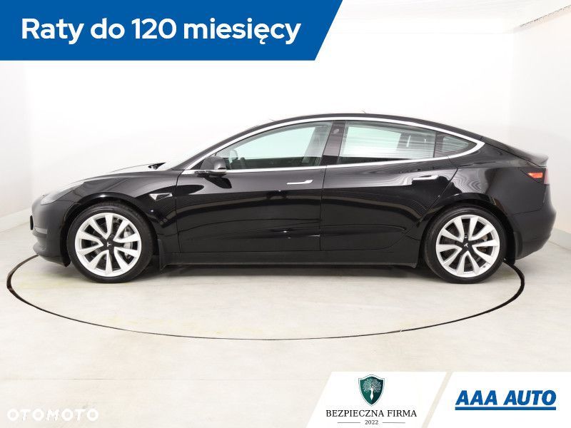 Tesla Model 3 - 4