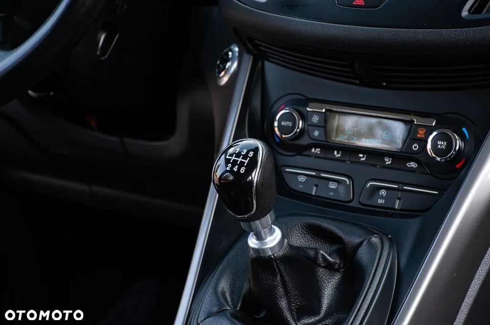 Ford Kuga 1.5 EcoBoost FWD Titanium ASS - 11
