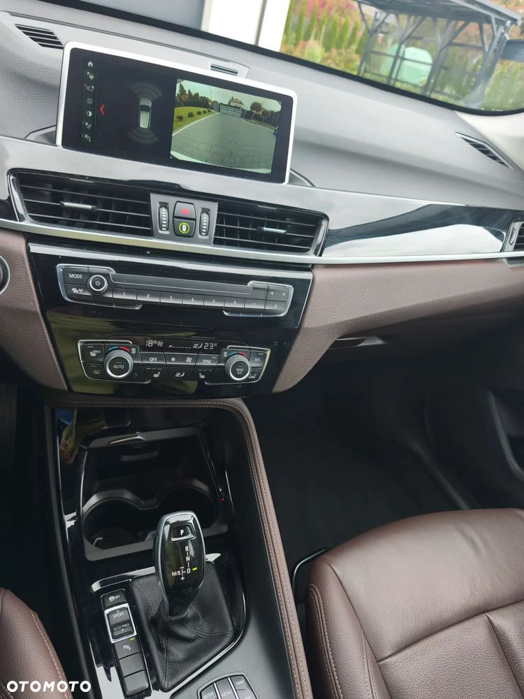 BMW X1 sDrive18d Business Edition - 19