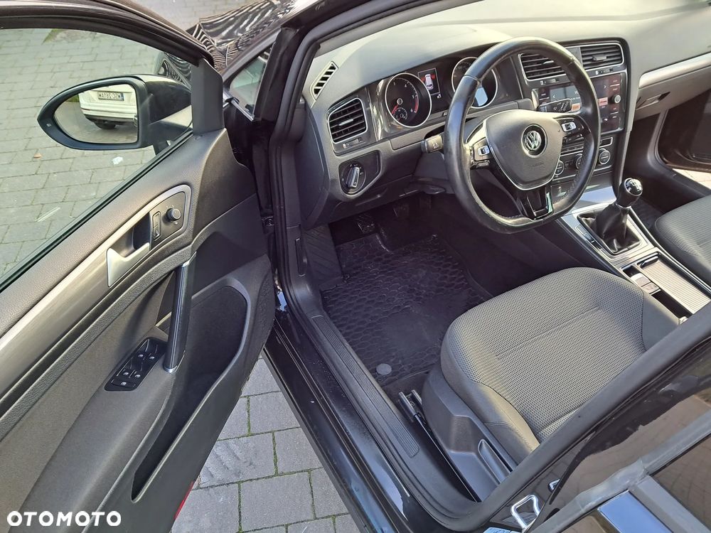 Volkswagen Golf 1.6 TDI BMT Comfortline - 16