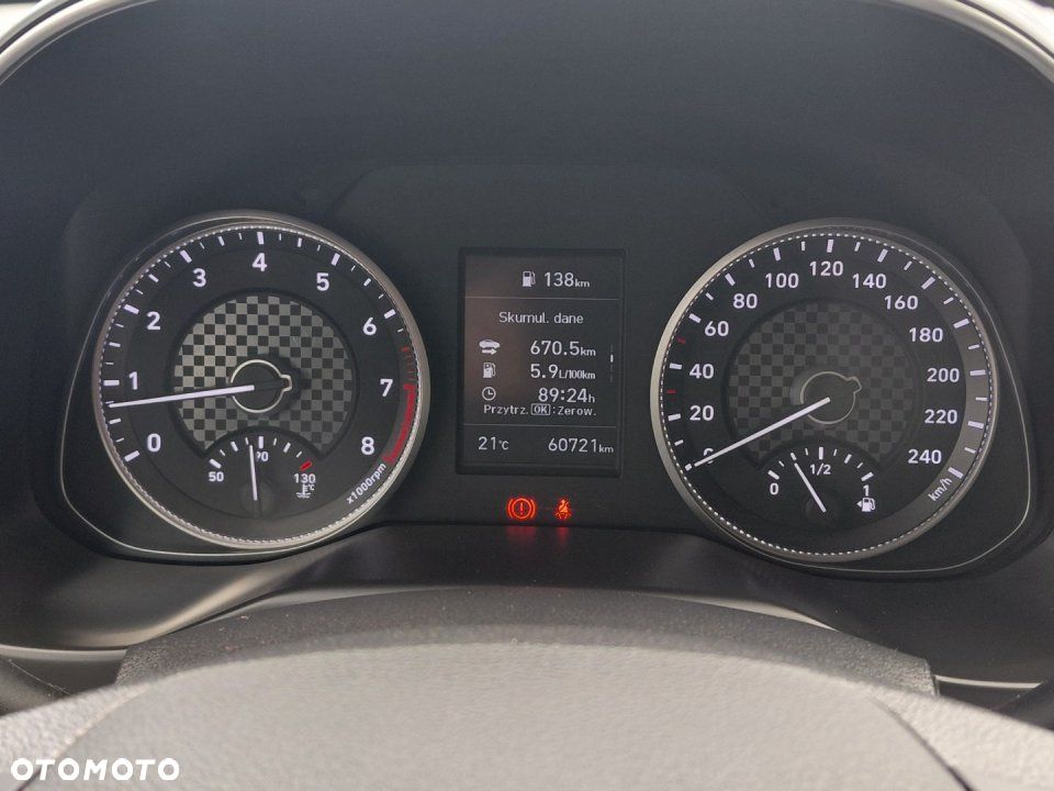 Hyundai Elantra - 21