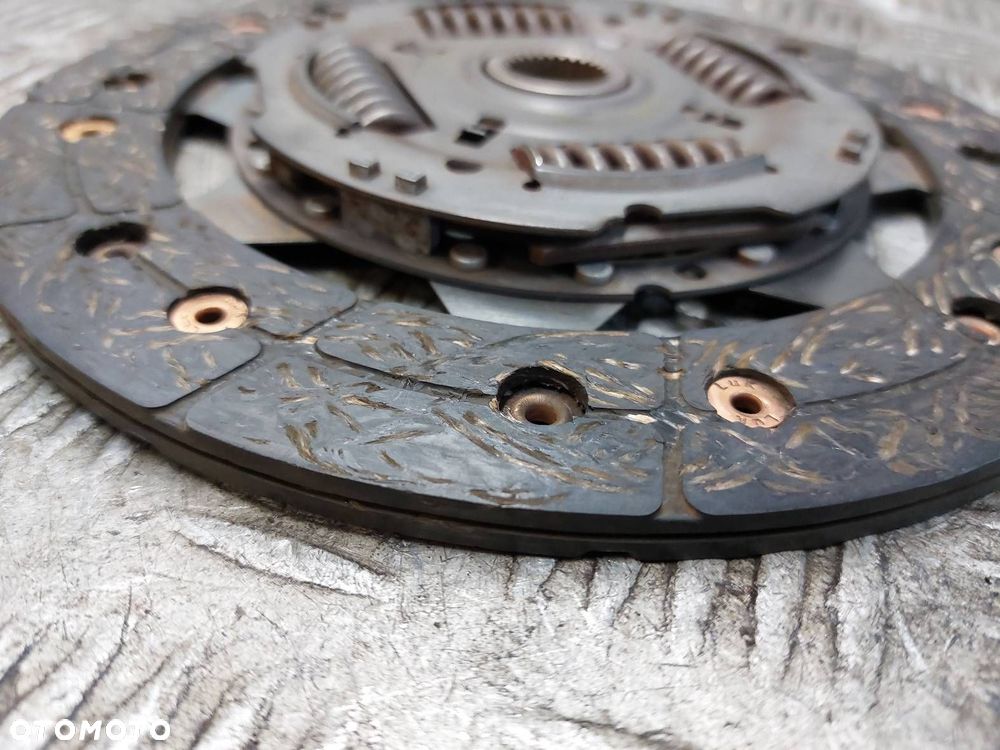 SPRZĘGŁO TARCZA + DOCISK GOLF V PLUS 1.6 FSI - 3