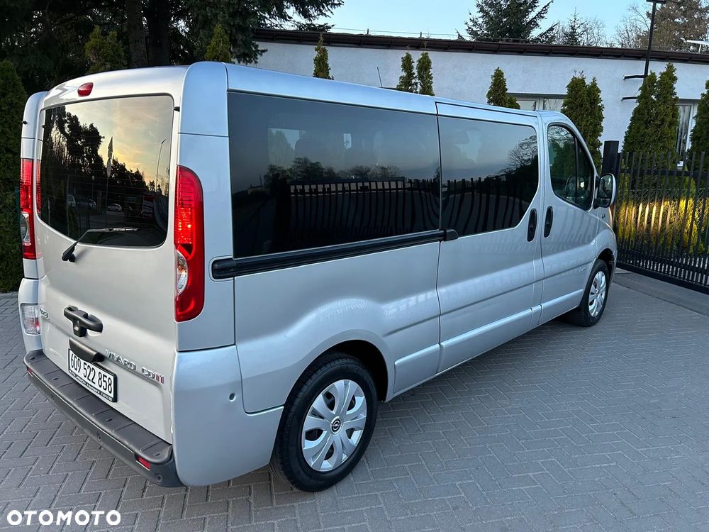 Opel Vivaro 2.0 CDTI L2H1 Life Cosmo - 13