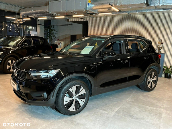 Volvo XC 40 T4 Recharge DKG RDesign Expression