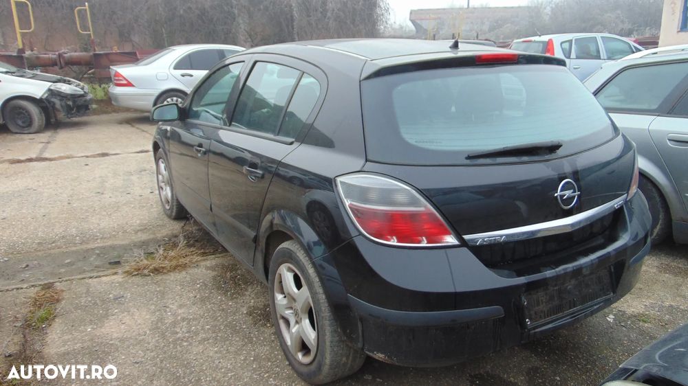 Piese Opel Astra H Facelift motor 1.7 CDTI an 2007 - 6