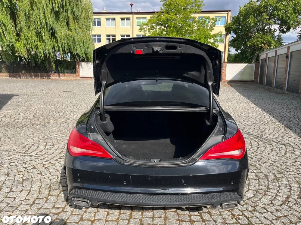 Mercedes-Benz CLA 220 d 7G-DCT AMG Line - 18