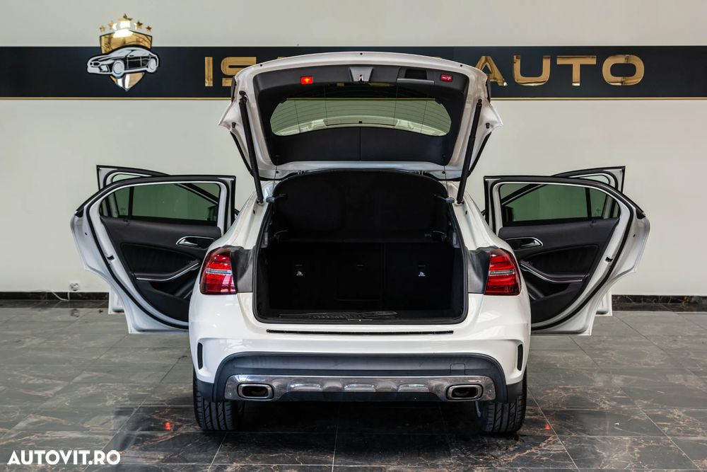 Mercedes-Benz GLA 200 (CDI) d 4Matic 7G-DCT AMG Line - 3