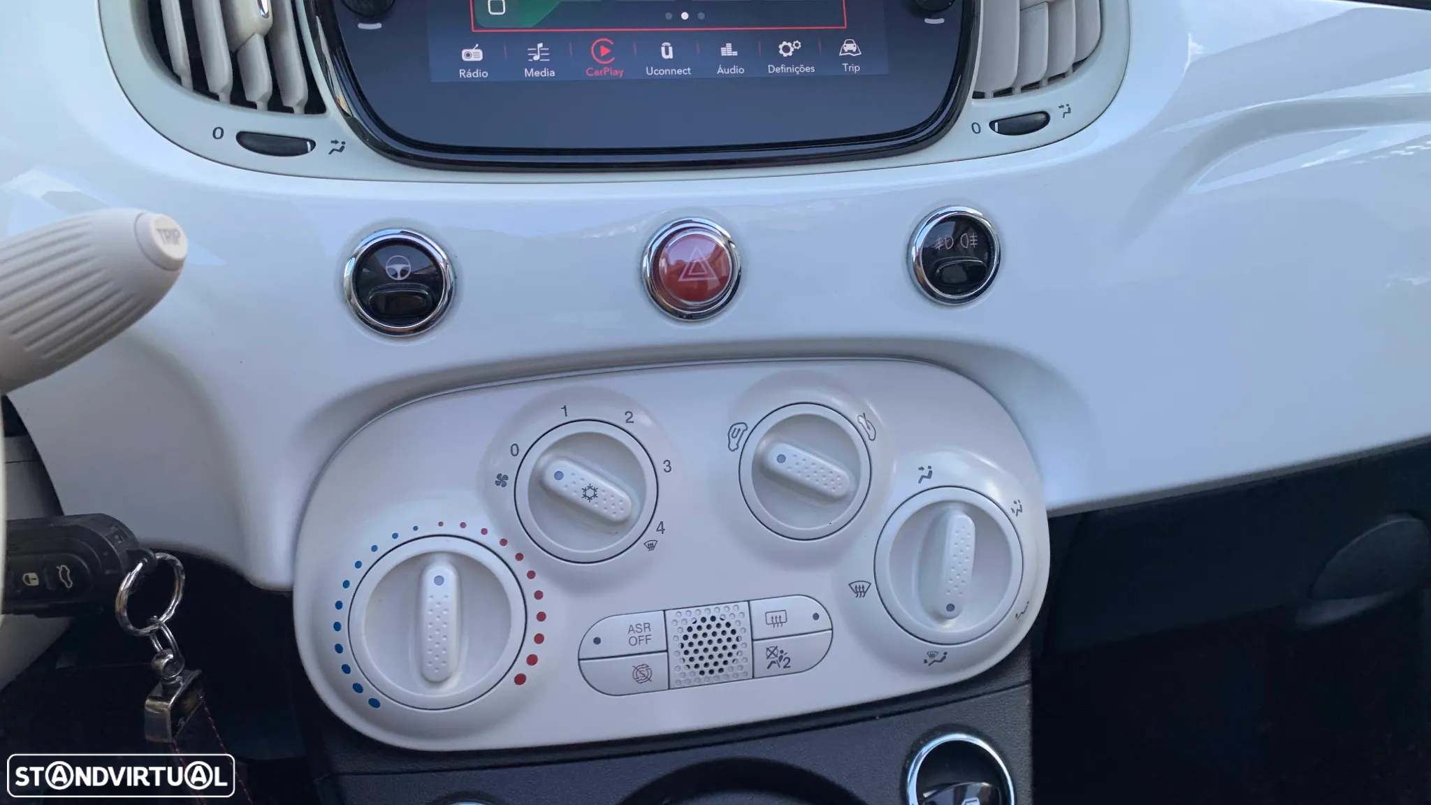 Fiat 500C 1.0 Hybrid Lounge - 31