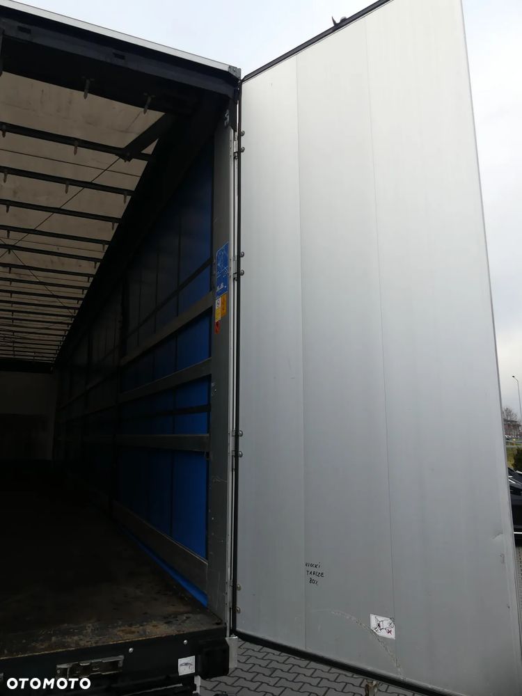 Wielton MEGA / FIRANKA / OŚ PODNOSZONA / DACH PODNOSZONY / - 27