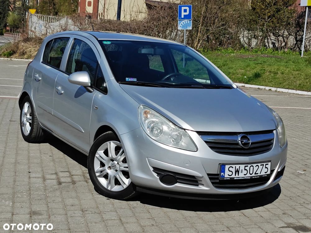 Opel Corsa 1.2 16V Cosmo - 3