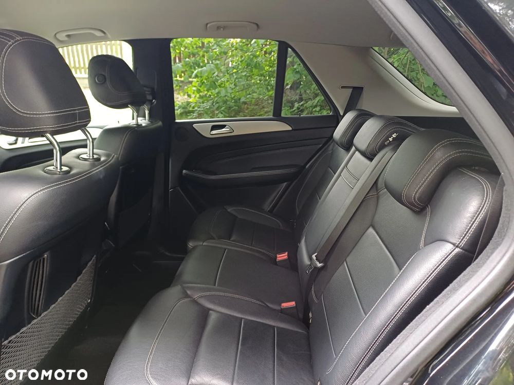 Mercedes-Benz ML - 16