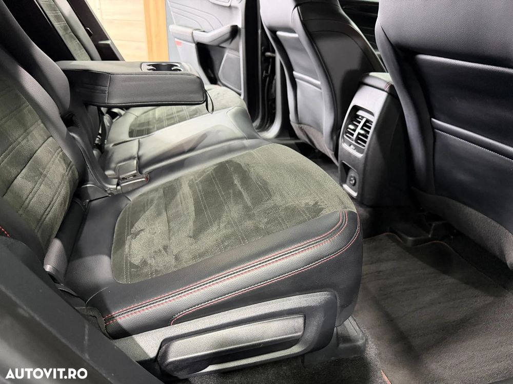 Ford Kuga 2.5 Duratec PHEV ST-LINE X - 20