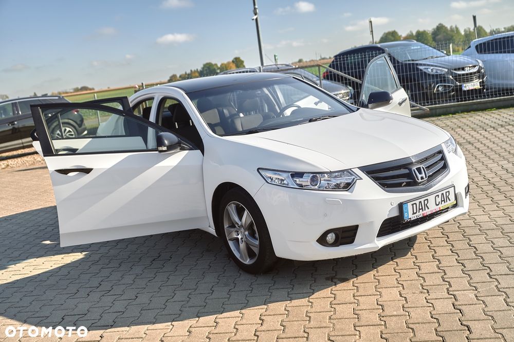 Honda Accord 2.0 Executive - 23