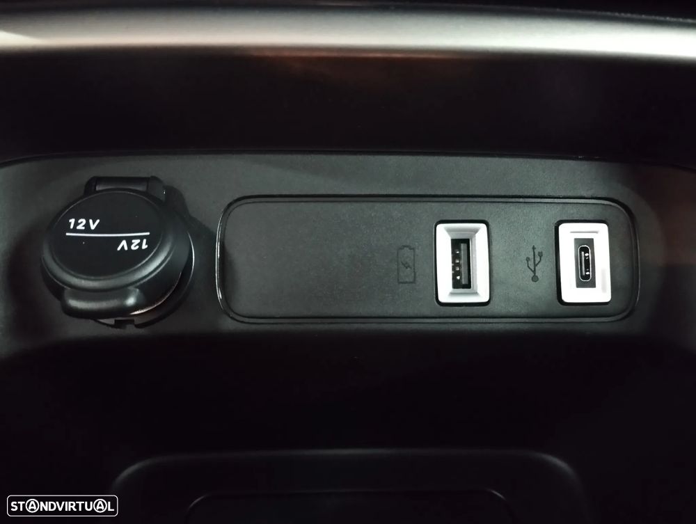 Jeep Avenger 1.2 GSE T3 Altitude - 36