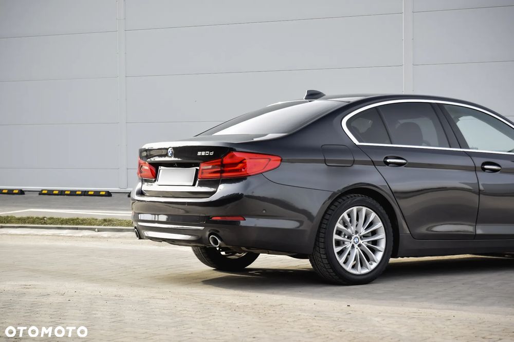 BMW Seria 5 520d Efficient Dynamics Edition Luxury Line - 15