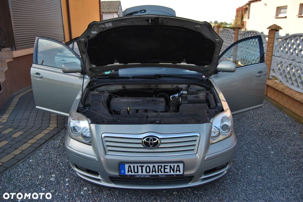 Toyota Avensis 1.8 VVT-i Sol - 34