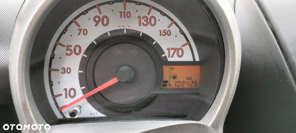 Toyota Aygo x-pose - 37