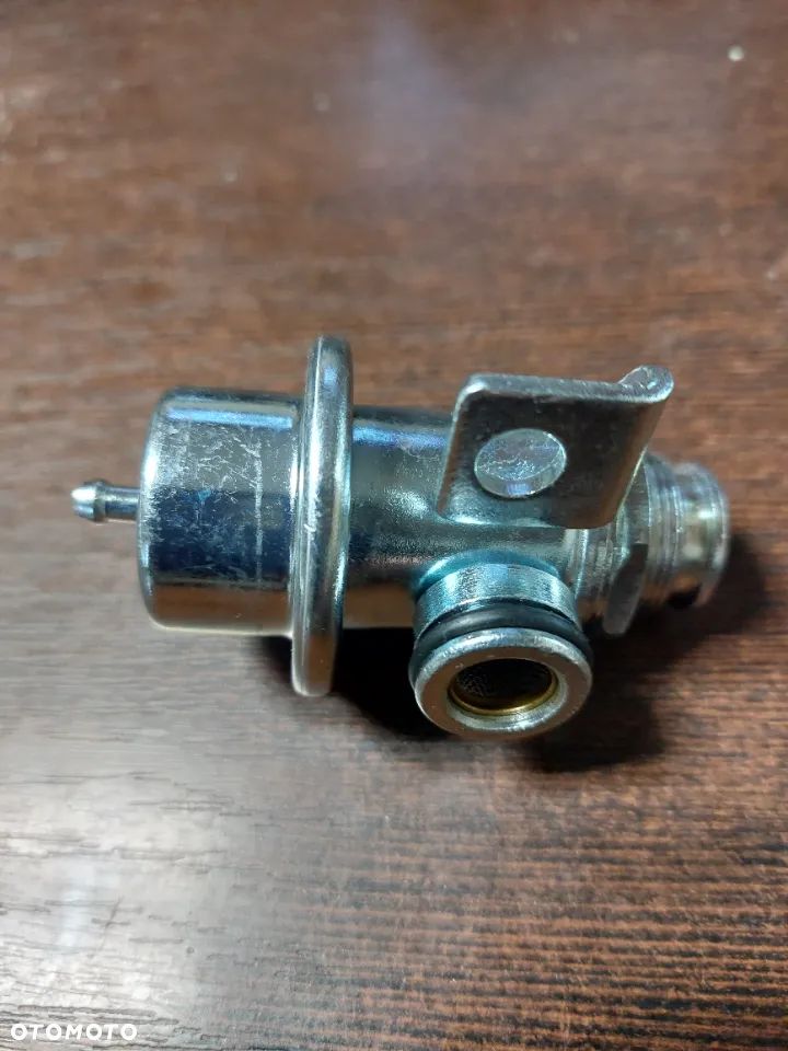 Regulator ciśnienia paliwa Chevrolet GM 4,2B 88894176 - 4