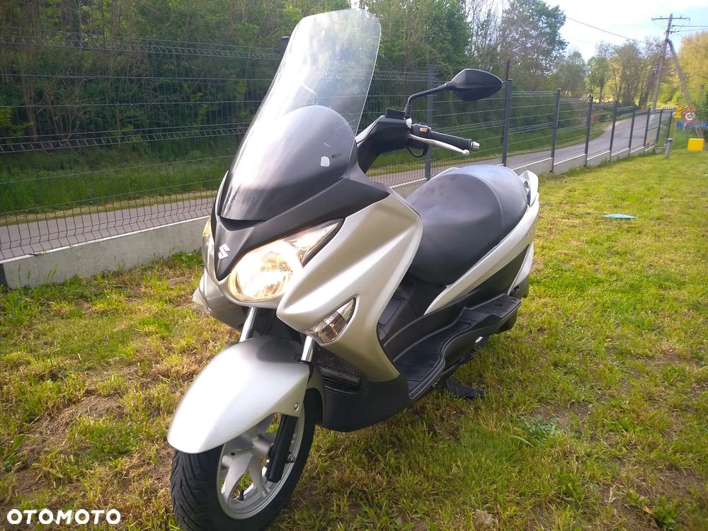 Suzuki Burgman - 1