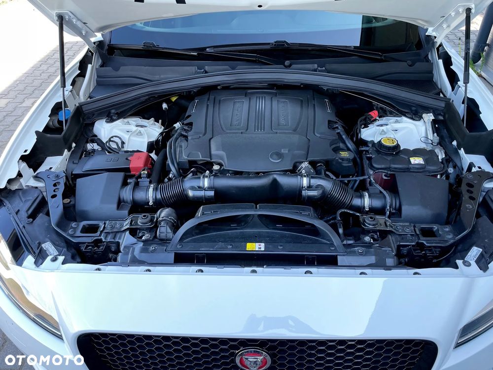 Jaguar F-Pace 35t AWD Prestige - 22