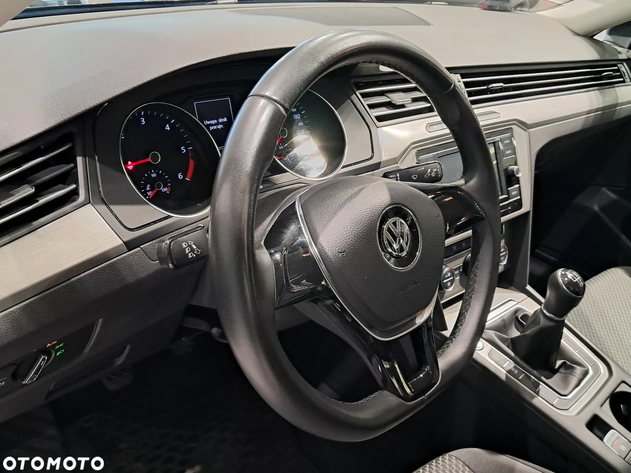 Volkswagen Passat 2.0 TDI BMT Highline - 14