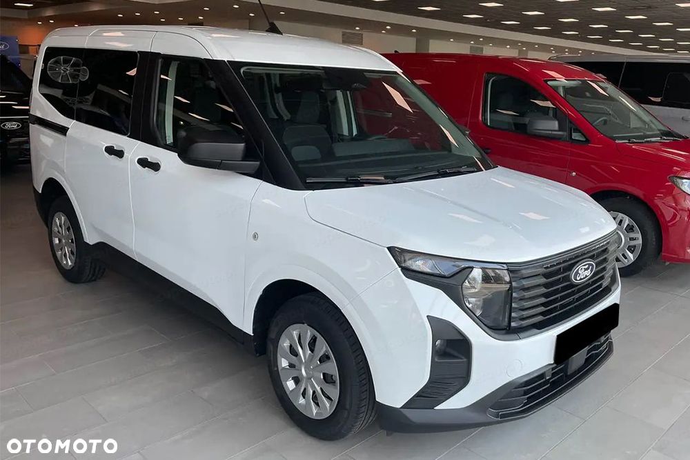 Ford Transit Courier - 3