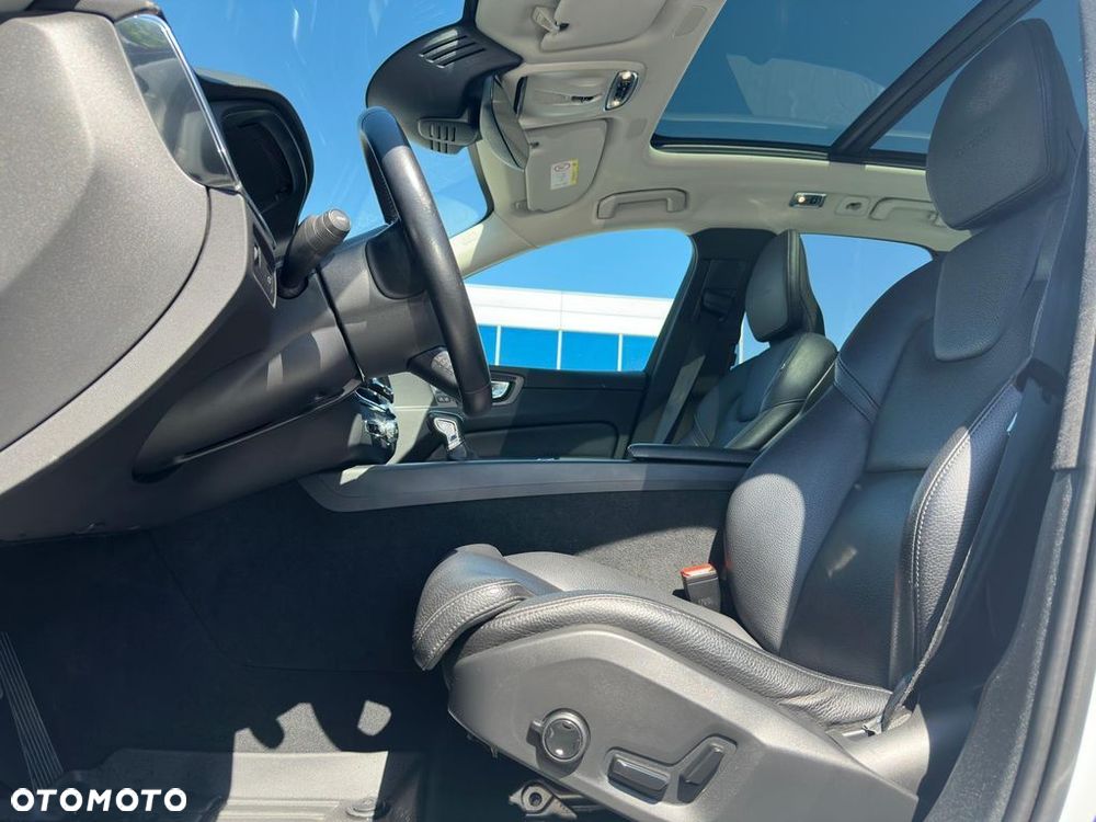 Volvo XC 60 - 10