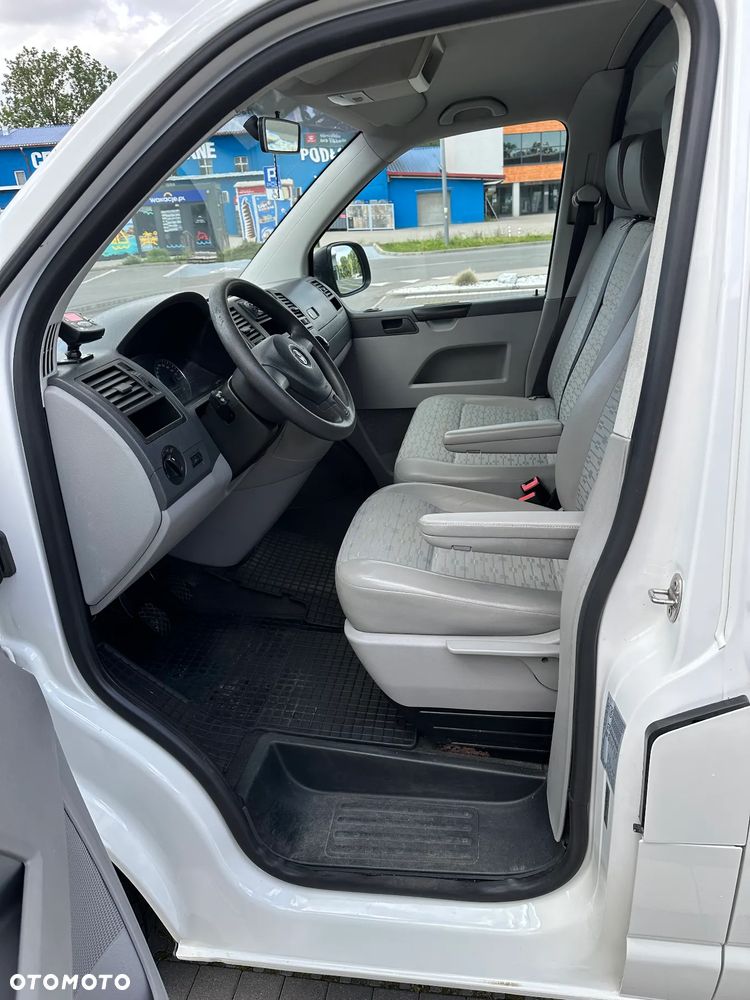 Volkswagen Transporter - 11