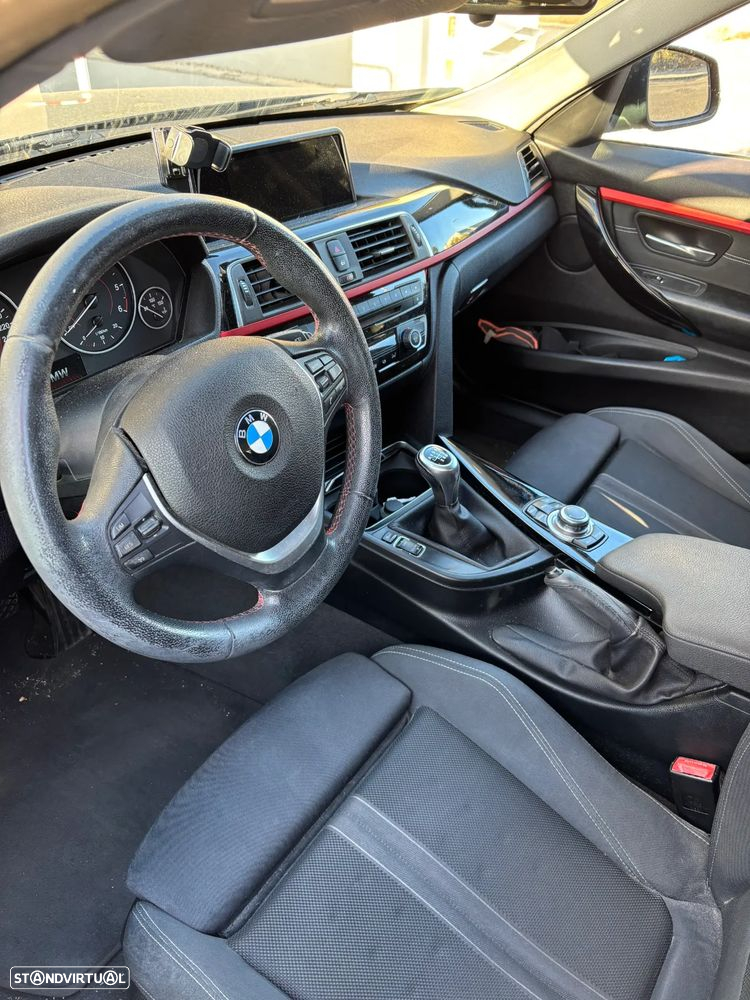 BMW 320 d Touring Line Sport - 7