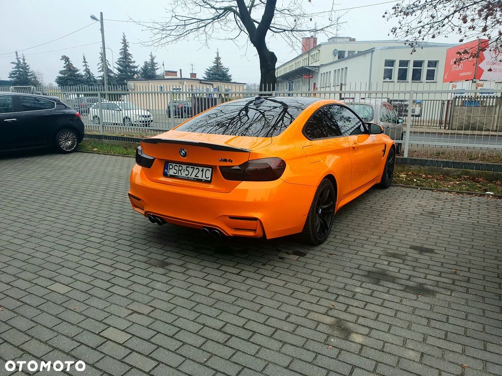 BMW M4 - 4