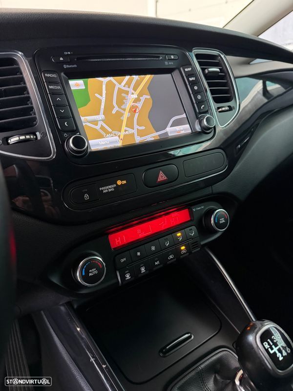 Kia Carens 1.7 CRDi ISG TX - 13