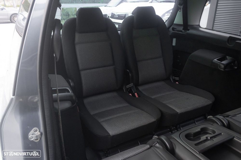 Peugeot 307 SW 1.6 HDi SE Navteq - 23