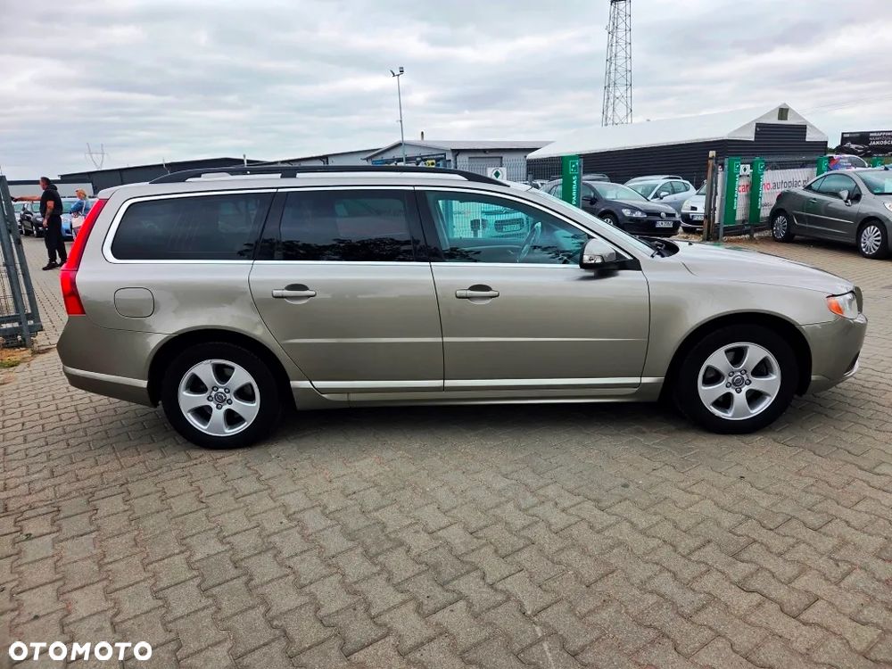 Volvo V70 2.0D Momentum - 7