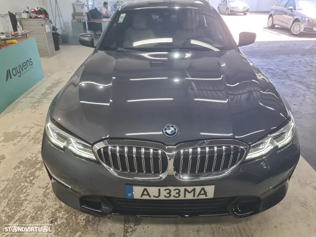 BMW 330 e Touring Line Luxury Auto - 5