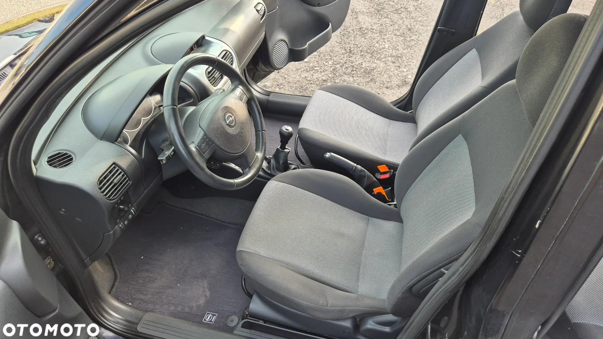 Opel Combo Tour 1.4 Essentia - 19