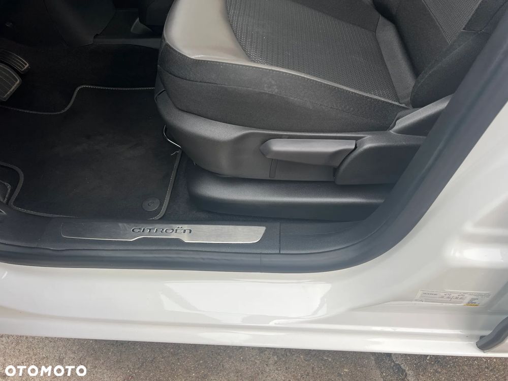 Citroën C4 SpaceTourer - 17