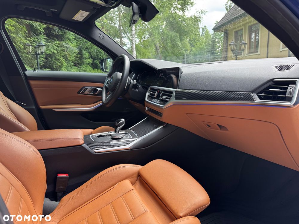 BMW Seria 3 M340i xDrive - 17