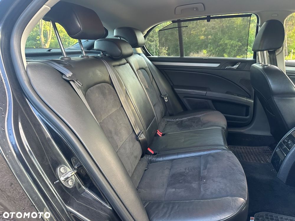 Skoda Superb 2.0 TDI DSG L&K - 8